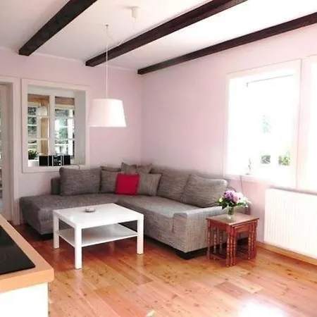Zwei Mit Wintergarten Apartmán *