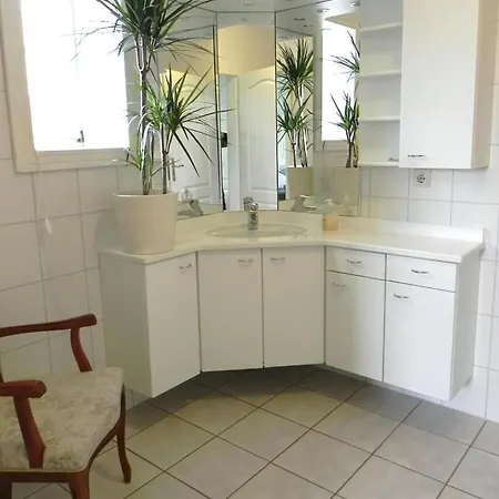 Zwei Mit Wintergarten Apartmán