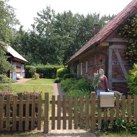 Zwei Mit Wintergarten Dömitz